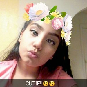 Meet your Posher, Perla